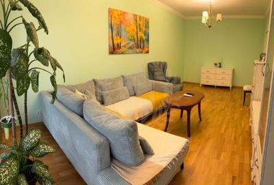 Apartament cu 2 camere decomandat, mobilat în Albert