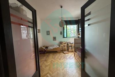 Apartament elegant situat la parterul unei vile - 8