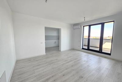 Apartament cu 3 camere în Torontalului