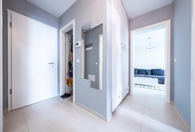 Apartament cu 2 camere decomandat în Tractorul