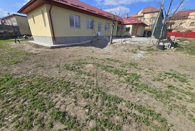 Casa 3 camere, renovată,90 mp, 3500 mp teren, cartier Unirii - 3