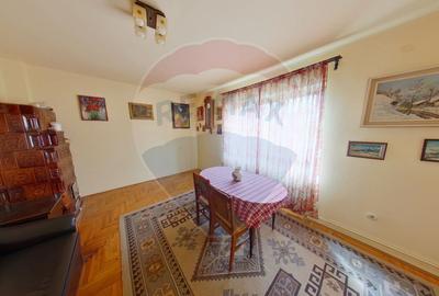 Casă cu 4 camere, Str. Bradului/ Sighetu Marmației - 5