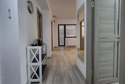 Exclusivitate-Campus, apartament 3 camere, mobilat, loc parcare, etaj 3/5, lift - 15