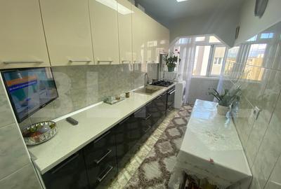 Apartament cu 2 camere semidecomandat, mobilat în Mănăștur