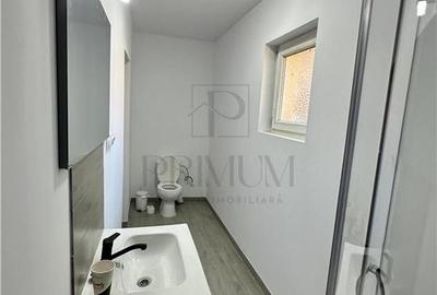 Complexul Studentesc- casa complet renovata, curte spatioasa - 1