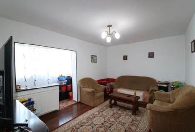 Apartament cu 3 camere in Rond Zimbru-Pasaj Octav Bancila