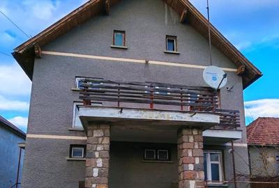 Vila + teren 1053 mp. zona Aurel Vlaicu - 1