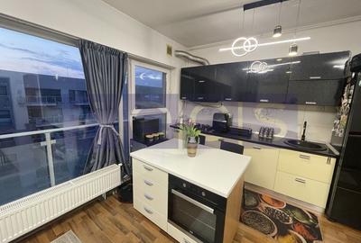 Apartament cu 3 camere decomandat în Titan