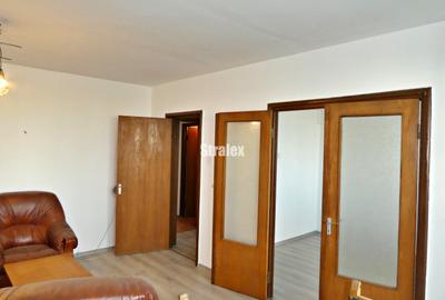 Apartament cu 3 camere decomandat în Prelungirea Ghencea
