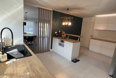 Casa individuala + Casa de oaspeți - 5+2 camere - Corbeanca, Central - 7
