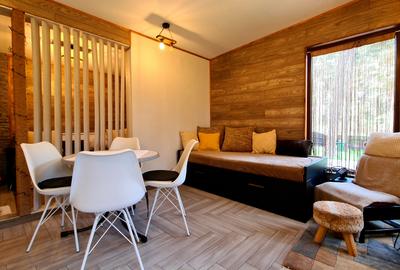 Casa Ta de Vacanță în Stil Mediteranean – Refugiu în Pădurea de Mesteacăn, Reci, - 5