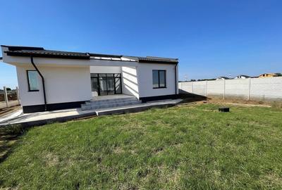 Casă individuală cu 4 camere în Berceni