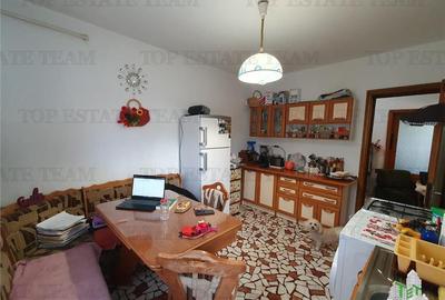 Oportunitate ultracentral - apartament 4 camere garaj boxa si curte Constanta - 8
