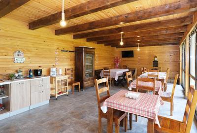 Casă individuală cu 16 camere în Cheia