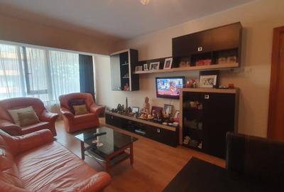 De vanzare – Apartament 3 camere -Complex Vega, Strada Tecuci - 3