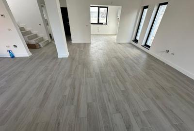 CASA SINGULARA, TOATE UTILITATILE, 4 CAMERE, TEREN 400 MP, COMISION 0% - 10