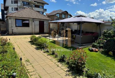 Casă individuală cu 5 camere în Tractorul