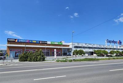 2 Camere decomandate, Mobilate  / CARREFOUR- Insula de agrement - 1