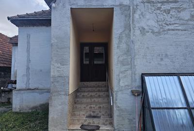 Casă cu 4 camere, suprafață 110 mp + teren 2.200 mp, Vărzarii de Jos - 9