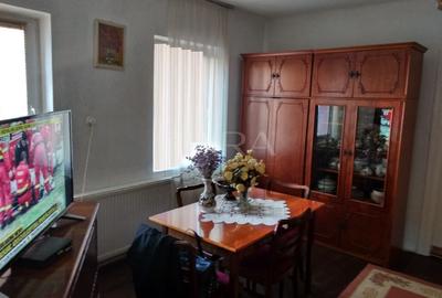 Casă / Vilă cu 2 camere de vânzare în zona Ultracentral - 1