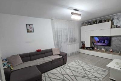 Apartament cu 3 camere, 65 mp, decomandat, 2 bai, balcon, zona Expo Transilvania - 2