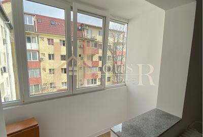 Aproape de Spitalul Judetean, intr-un bloc izolat termic exterior ! - 3