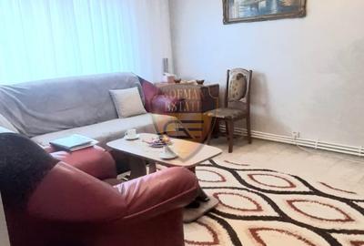 Apartament cu 4 camere decomandat, mobilat în CET