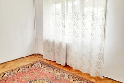 Apartament 3 camere Militari de vanzare