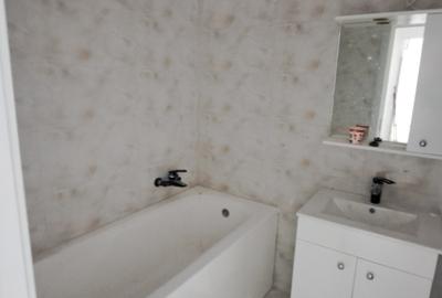 APARTAMENT 3 CAMERE DECOMANDAT BLOC NOU-  PRET PROMOTIONAL - BLOC SUPERB - 33