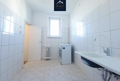 Totul lângă bloc: Școală, Metrou, Piață, Parc-Apartament 3 Camere-Trapezului - 9