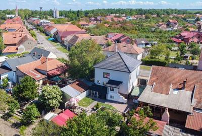 De vanzare casa complet renovata, cu gradina si pomi fructiferi - 1