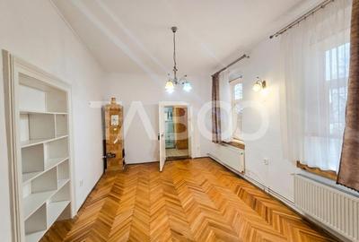 Apartament 3 camere 80 mpu etaj 1 zona Centru Istoric - 1