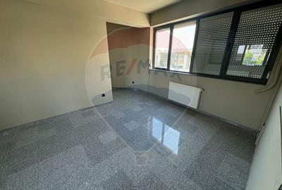 Clădire de birouri | Sector 1 | Curte si parcare proprie - 16
