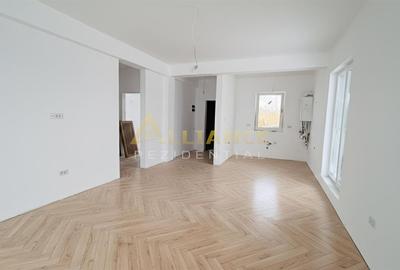 Casa Individuala - 3 camere - 2 bai - 335mp teren - 3