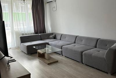 Apartament cu 2 camere decomandat, mobilat în Sud