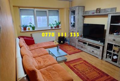 Apartament 3 camere Calarasi 4, etaj 3. Suprafata 72mp. - 1