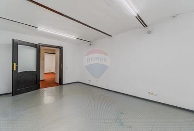 Spațiu de birouri de închiriat – zonă centrală, Str. Castanilor - 18