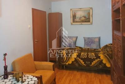 Apartament cu 2 camere semidecomandat, mobilat în UTA
