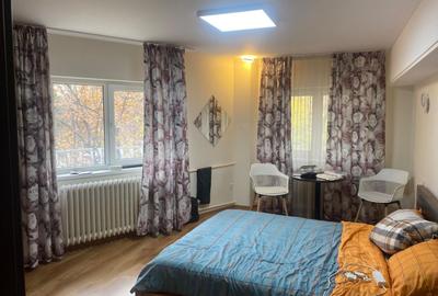 Apartament 4 camere - Blv. Unirii (La fântâni), 110 mp - 11