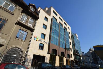 Birou, 320 mp în Universitate