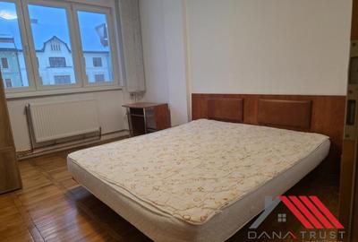 Ultracentral – Catedrala – 2 cam Decomandat – 330 euro - 14