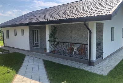 Casă individuală de vânzare - Bucium - 2