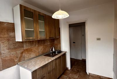 Inchiriere apartament 3 camere semidecomandat, 8 minute metrou Piata Iancului - 7