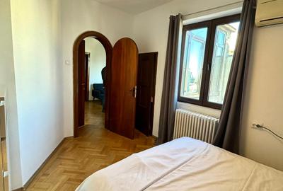 Apartament cu 2 camere semidecomandat, mobilat în Cișmigiu