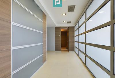 Spațiu comercial modern cu parcare proprie - 11