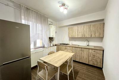 Apartament cu 2 camere decomandat, mobilat în Ultracentral