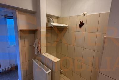 Apartament 2 camere, situat in zona Tomis II - 7