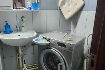 Drumul Sarii Al. Botorani 3 Camere Decomandat bloc 1989 et. 3, 76mp - 10