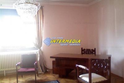 Casa de vanzare 5 camere Centru Alba Iulia - 3