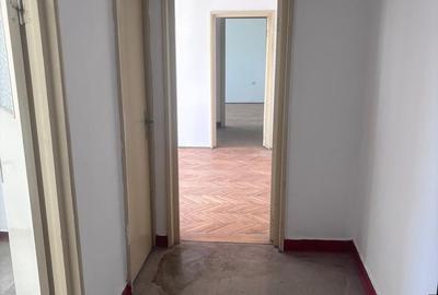 De vânzare apartament 2 camere Cartier Hipodrom - 4